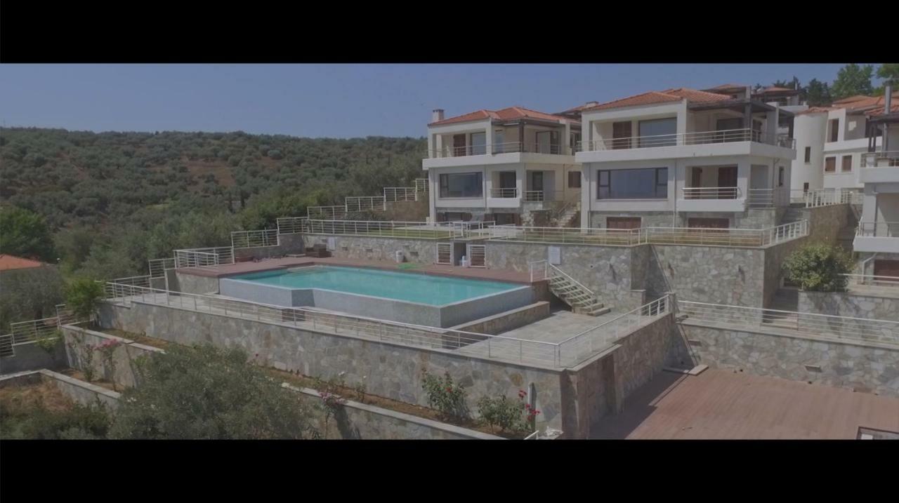 Pteleós Villa Elia מראה חיצוני תמונה
